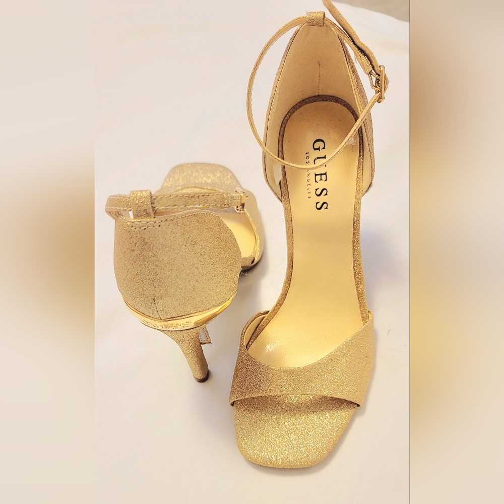 New Guess Gold Sparkle 🌟 High Heels! Size 8
